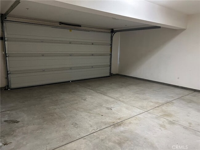 Photo - 104 Rose Arch Apartment