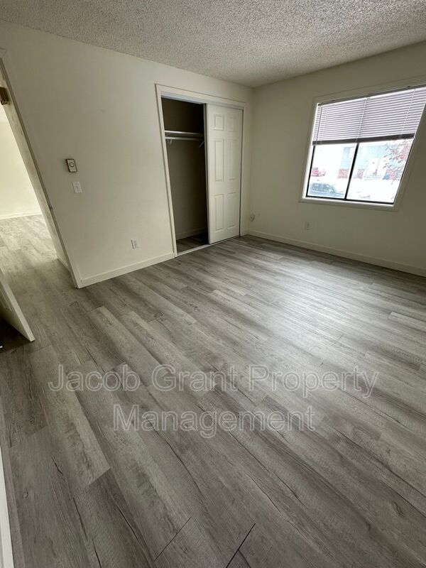 Foto del edificio - 2301 Stace St