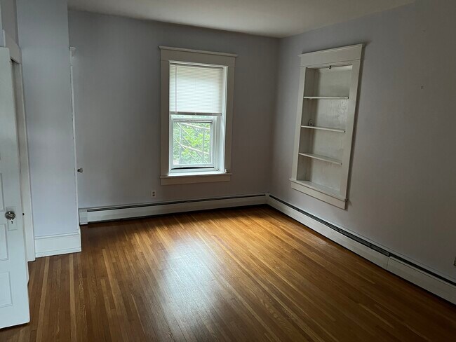 Foto del edificio - 221 S Reading Ave