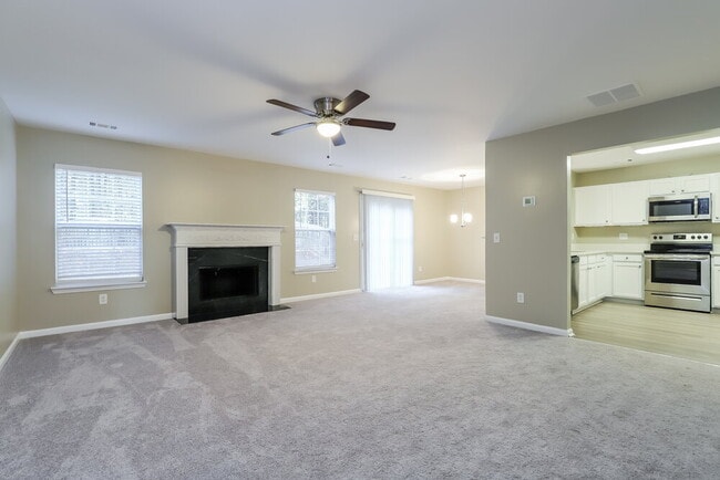 Foto del edificio - 2305 Mayfair Dr