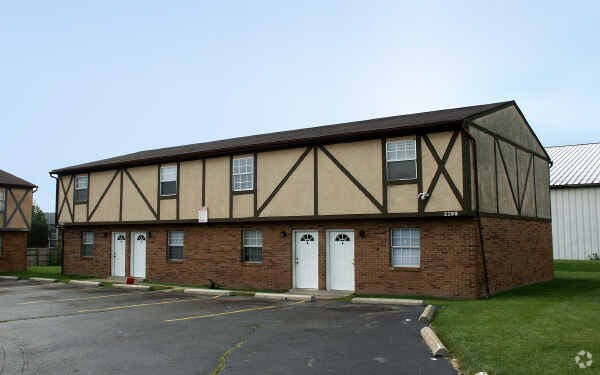 Building Photo - 2263-2265 Webster Canyon Ct