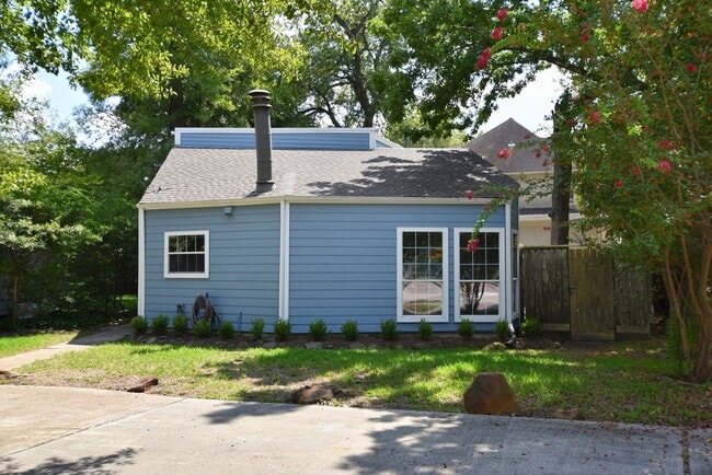 Building Photo - 4423 Wendell St