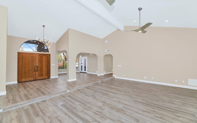 Building Photo - 8633 E CAMINO DEL MONTE, Scottsdale, AZ 85255