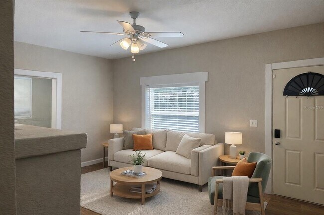 Foto del edificio - 707 W Belmar St