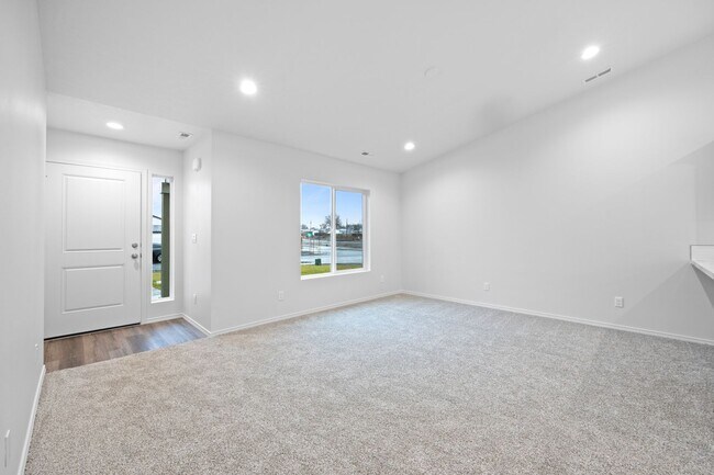 Building Photo - Brand New 3 Bed, 2 Bath Home in Moses Lake