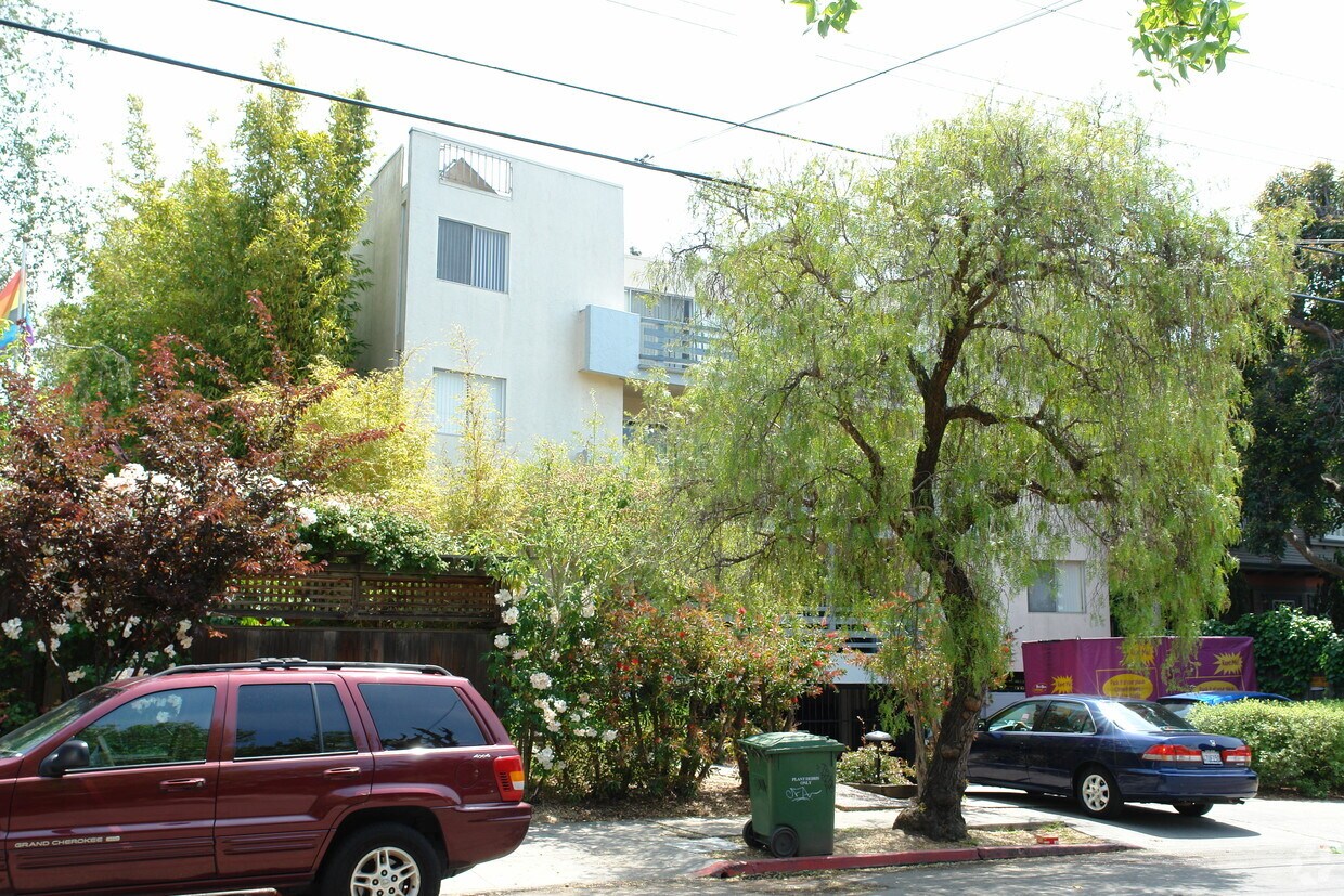 Foto del edificio - 2617 Hillegass Ave