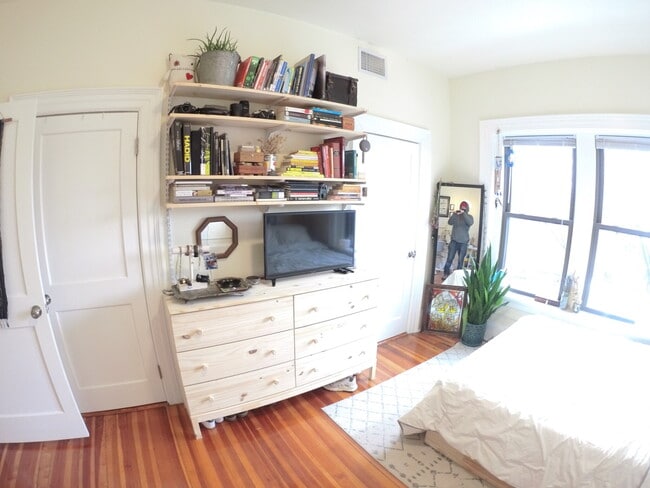 Foto del edificio - 1463 Beacon St