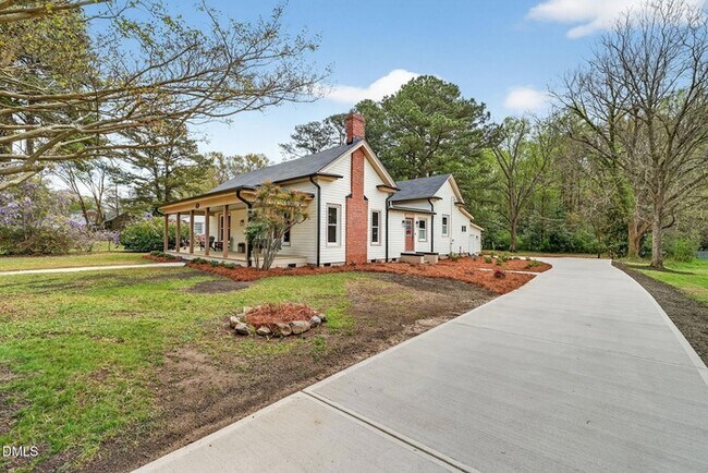 Building Photo - Earn Wealth While Leasing - Like a Homeowner - Lease to Own