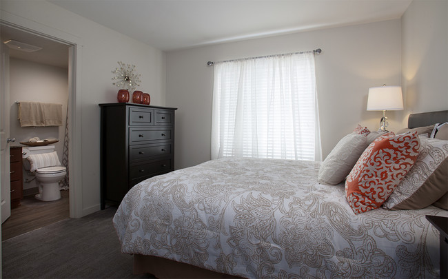 Master Bedroom - Rock Creek Ridge