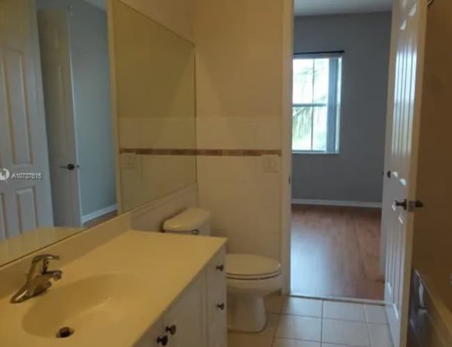 Building Photo - 4404 SW 160th Ave