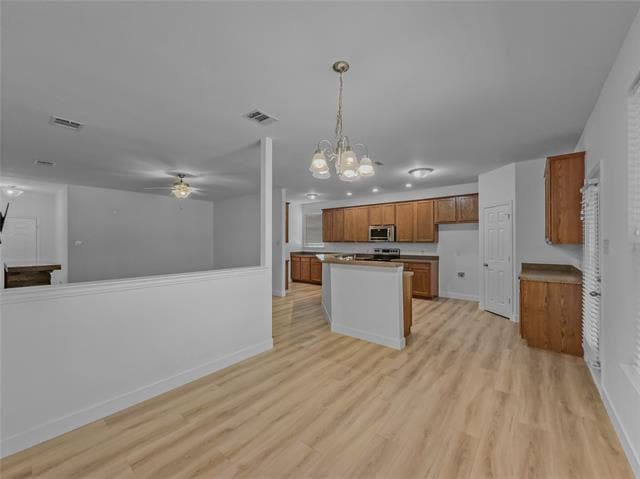 Building Photo - 138 Lipan St