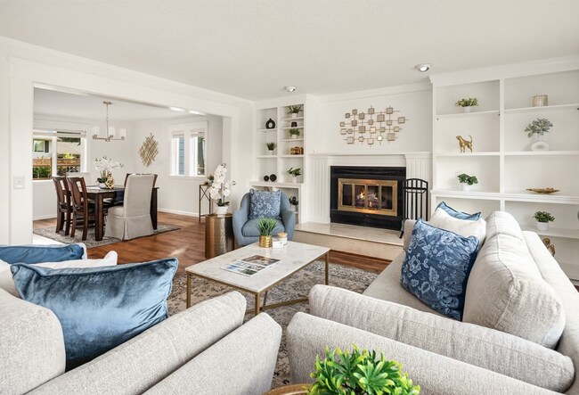 Building Photo - 18811 SE 42nd St