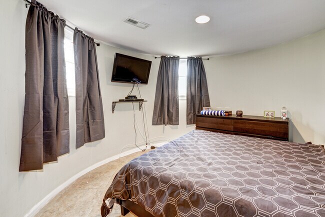 Foto del edificio - 1425 Allison St NW