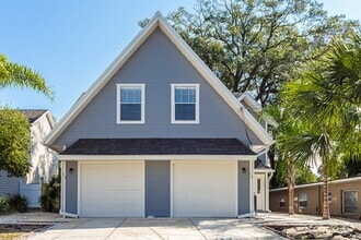 Building Photo - 17 N Hillside Ave