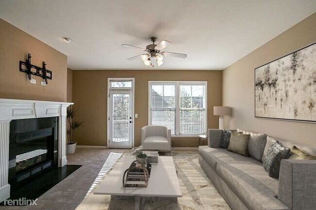 Building Photo - 3 br, 3 bath House - 518 Village Arbor Park