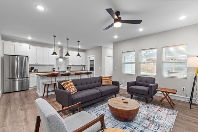 Foto del edificio - 3323 Vista Ave