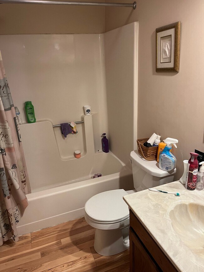 Foto del edificio - 47 Carol Ct