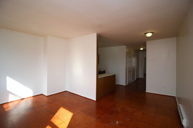 Foto del edificio - 212 E Biddle St