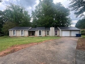 Building Photo - 484 Johnson Rd