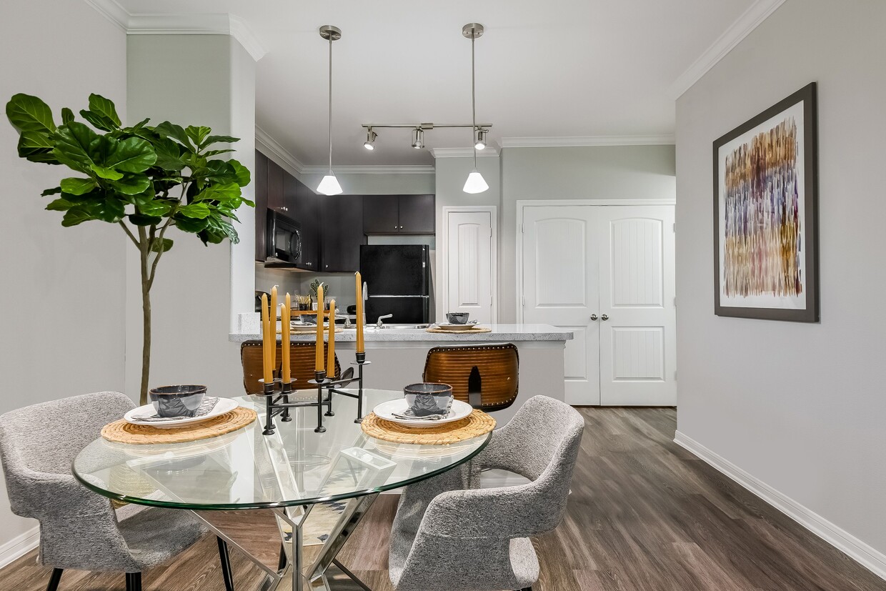 Primary Photo - Tricon Hudson Crossing