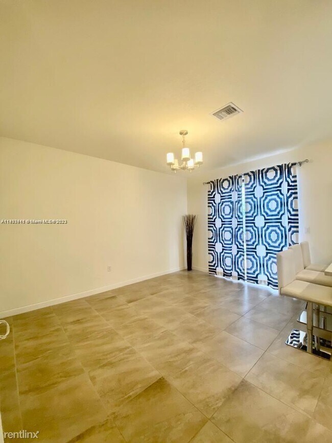 Building Photo - 3 br, 2.5 bath Townhome - Magnolia Trails