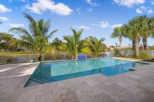 Building Photo - 12011 Cypress Key Way