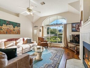 Building Photo - 25710 Bearborough Dr