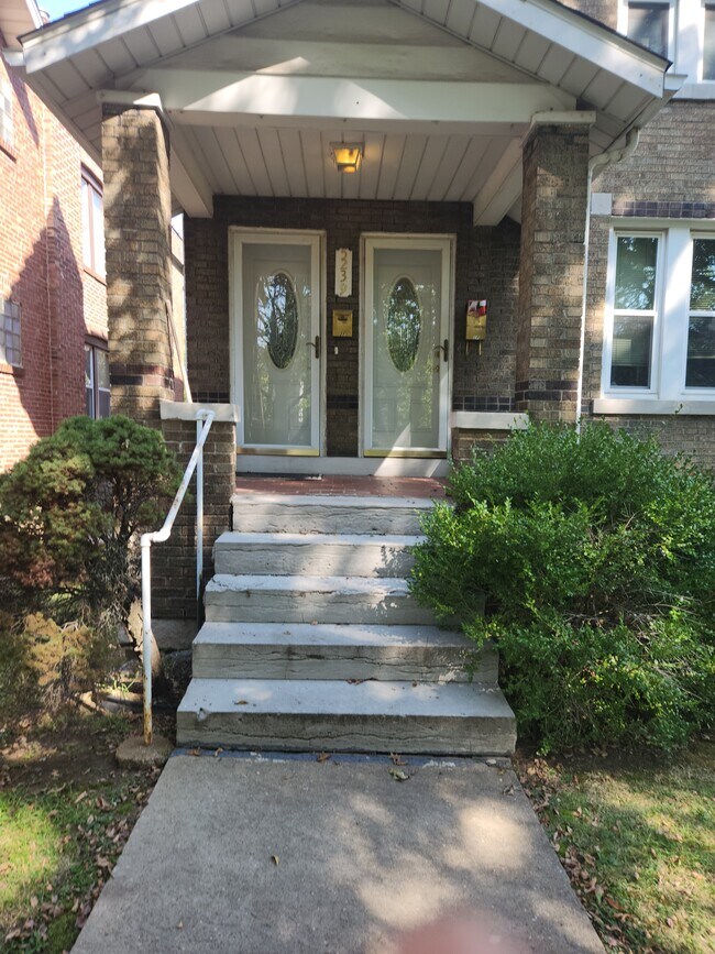 Foto del edificio - 5239 Bancroft Ave