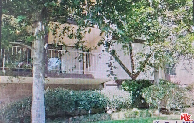 Building Photo - 125 Allen Ave