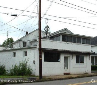 Building Photo - 1276 Main St