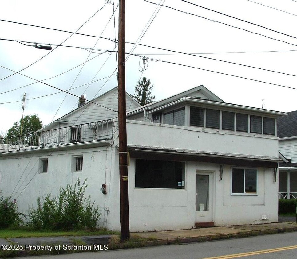 Primary Photo - 1276 Main St