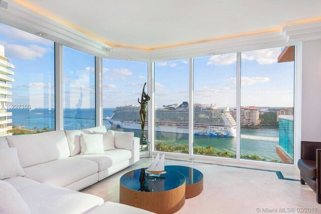 Foto del edificio - 300 South Pointe Dr