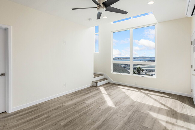Foto del edificio - 2717 Columbia St