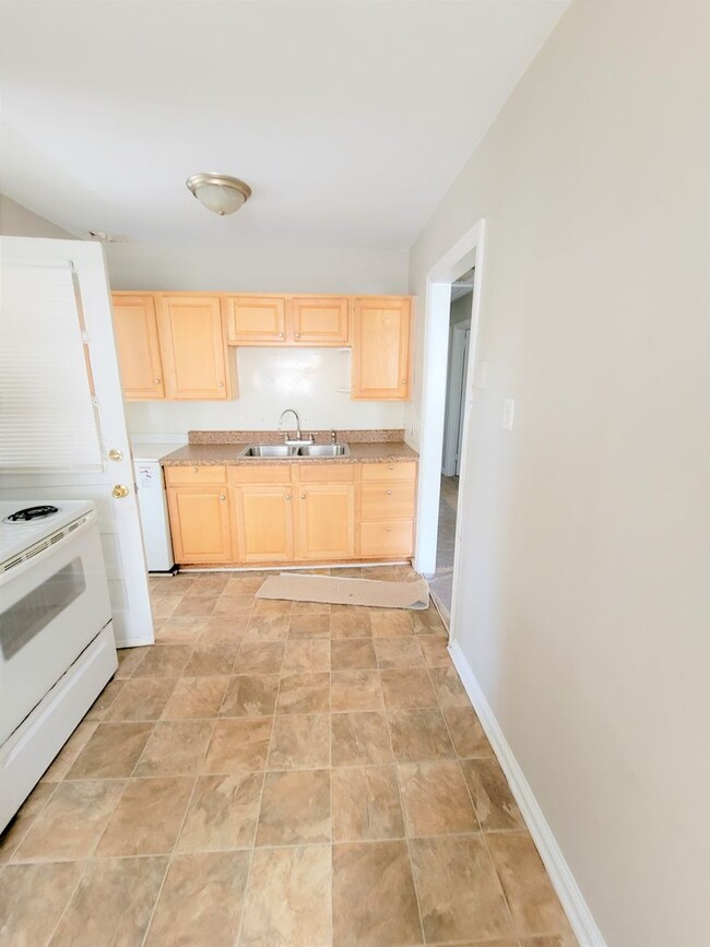 Foto del edificio - COMING SOON- Adorable 3 Bedroom Home 1 bath house