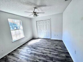 Building Photo - 6311 Thomasville Rd