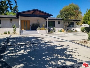 Building Photo - 17227 Benner Pl
