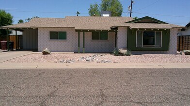 Building Photo - 8608 E Highland Ave