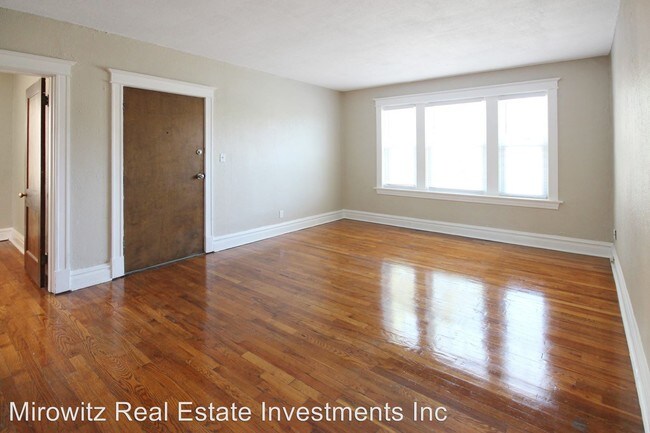 Building Photo - 739 Heman Ave