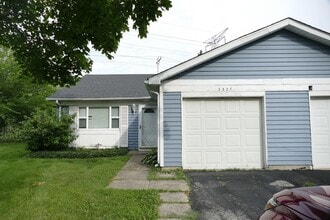 Building Photo - 3327 Acorn Ct