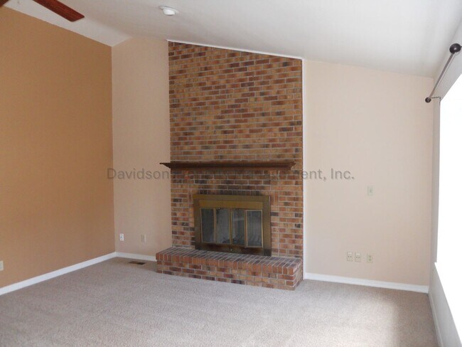 Foto del edificio - Great 4 bedroom Rancher in Northeast Colorado Springs