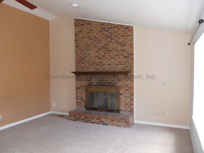 Photo - Great 4 bedroom Rancher in Northeast Colorado Springs House