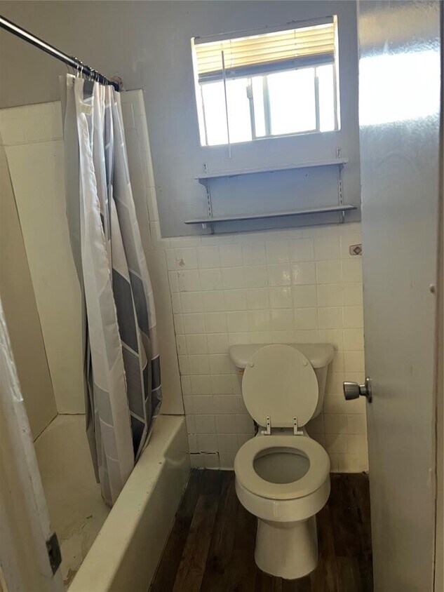 Foto principal - 1020 S Rock Island Ave