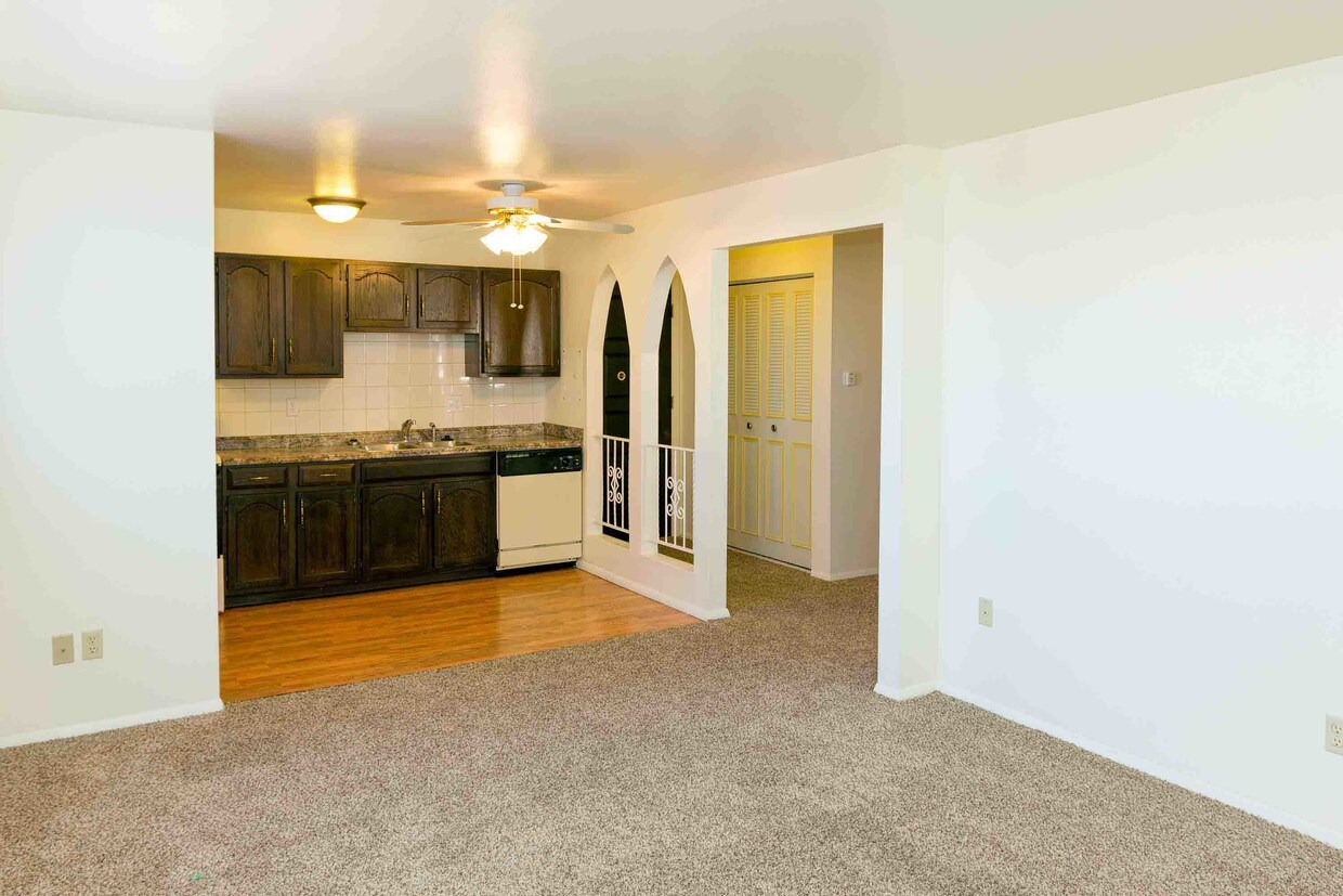 Stardust Plaza Apartments Apartments in Pueblo, CO