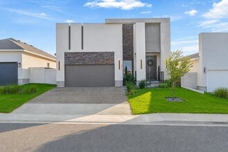 Building Photo - 1418 Eagles Ln