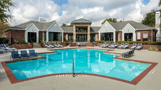 Building Photo - 12951 Briar Forest Dr