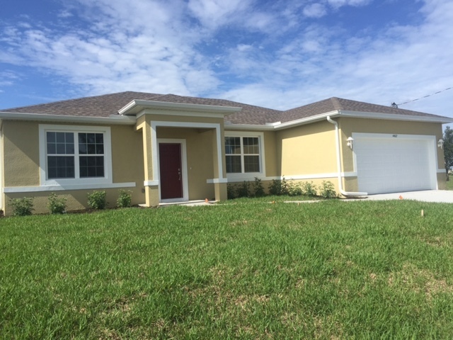 Foto principal - NW Cape Coral Single Family Home