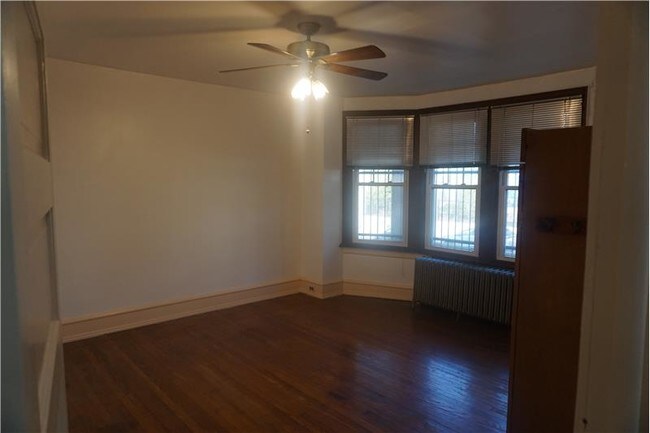 Foto del edificio - 4106 Baltimore Ave