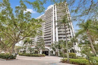 Building Photo - 3640 Yacht Club Dr