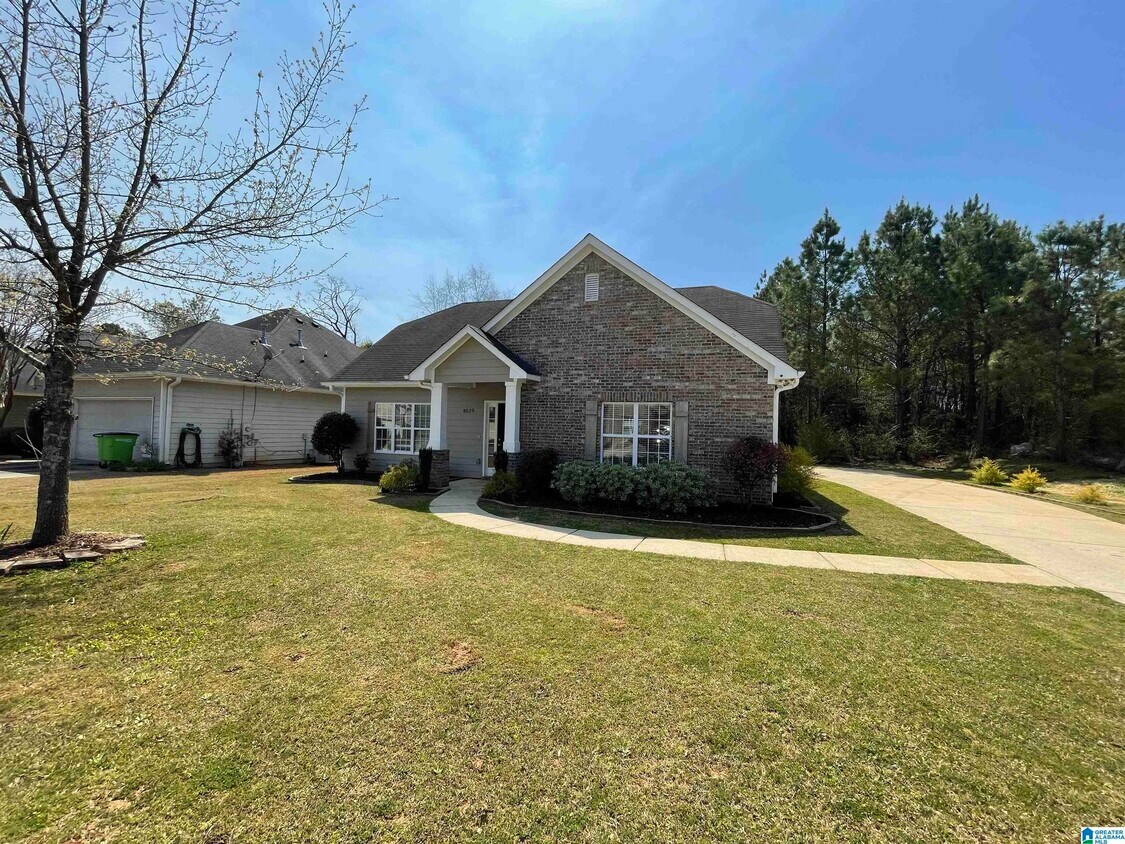 Foto principal - 8529 Dover Dr