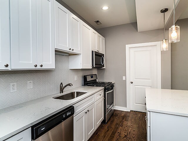Foto del edificio - 2246 S Whipple St